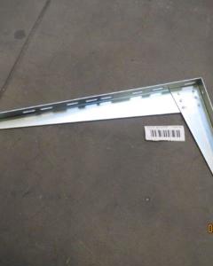 Wall bracket for 4 pipes